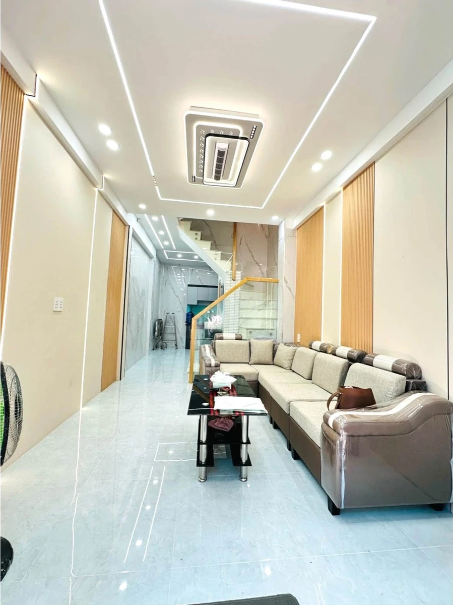 Bán nhà mới 3 tầng 4PN Tân Bình gần chợ Tân Trụ, nhỉnh 4 tỷ - Ảnh 1