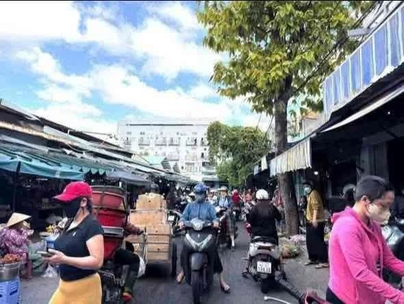 Bán nhà mặt tiền Phan Phú Tiên Đà Nẵng 75m2 gần biển 5 tỷ 3 - Ảnh 1