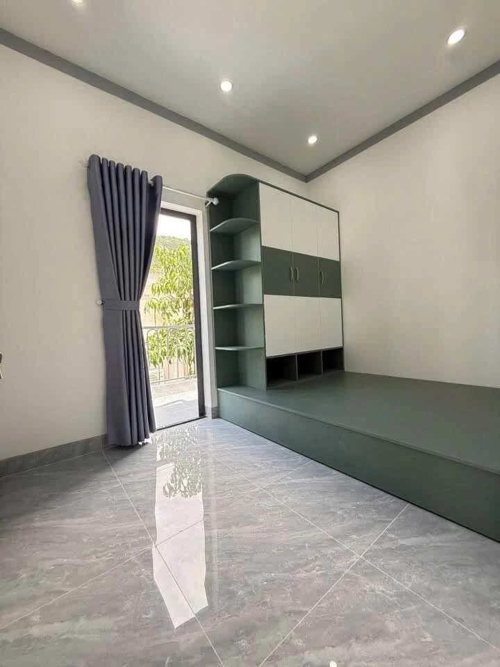 Bán nhà 1 trệt 2 lầu 54m2 Mạc Đĩnh Chi Vũng Tàu 5 tỷ 6 - Ảnh thu nhỏ 5