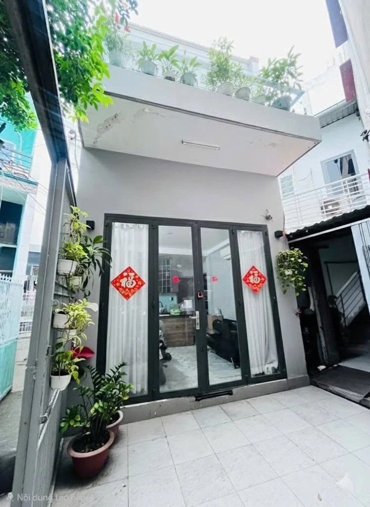 Bán nhà riêng nở hậu hẻm Bông Sao, 32m² 2PN, Quận 8 - Ảnh 1