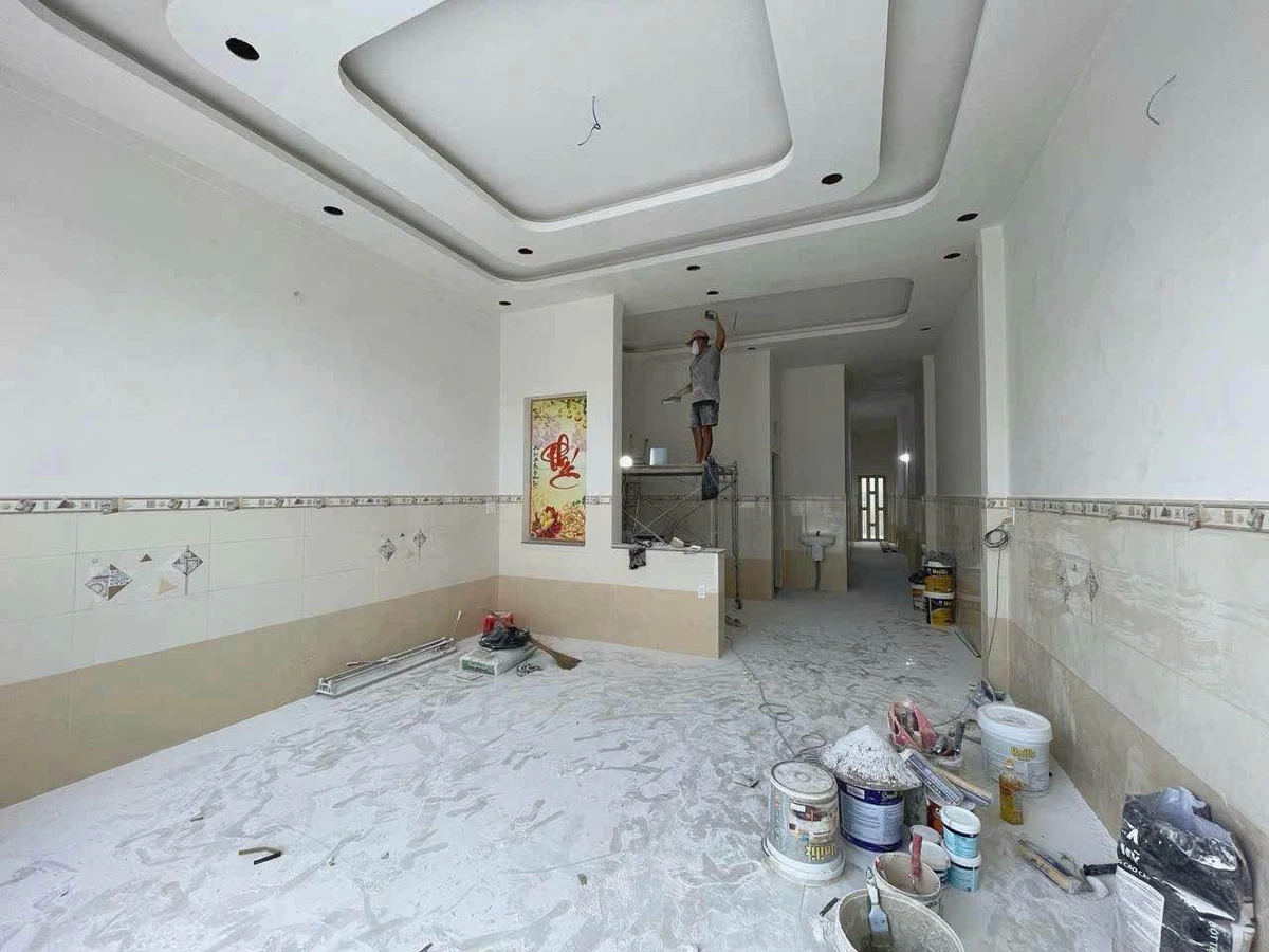 Bán nhà 3PN 5x30m thổ cư sổ hồng riêng tại thị trấn Đức Hòa, giá 1,5 tỷ - Ảnh thu nhỏ 4