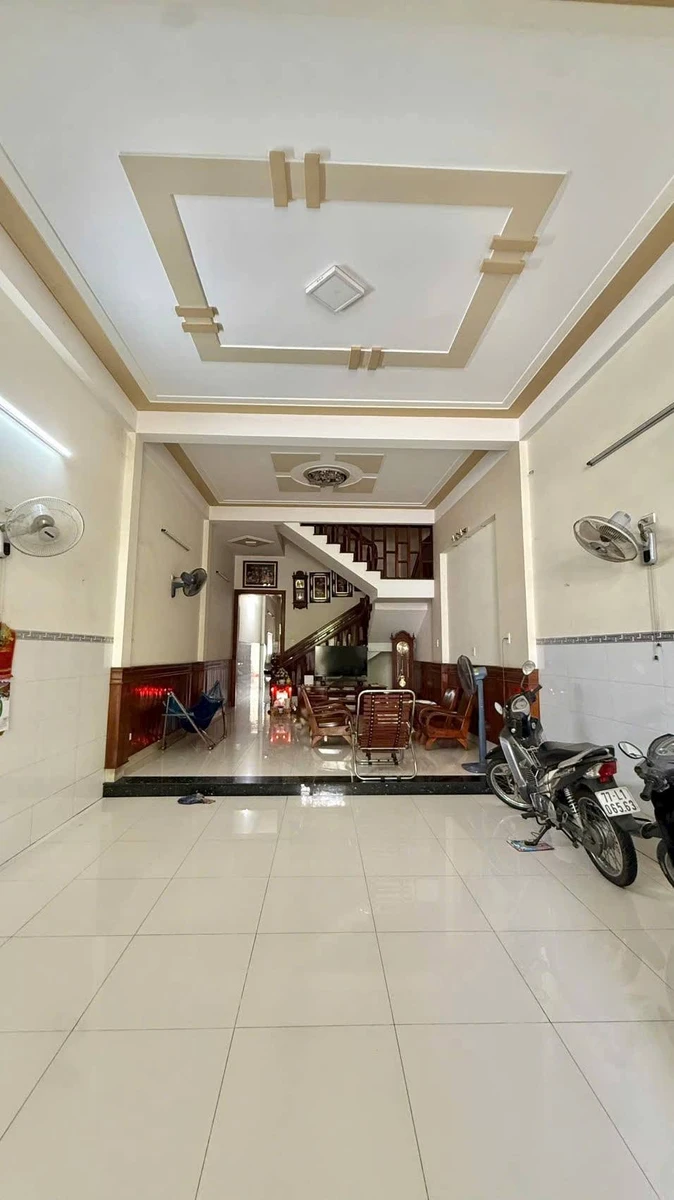 Bán nhà mặt tiền 3 tầng 72m2 Phường Nhơn Phú Quy Nhơn - Ảnh thu nhỏ 2