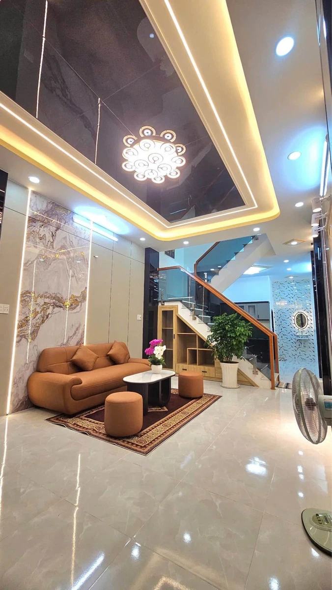 Bán nhà mặt tiền 4x12m, 2PN 2WC, Bình Tân - 5,35 tỷ - Ảnh thu nhỏ 3