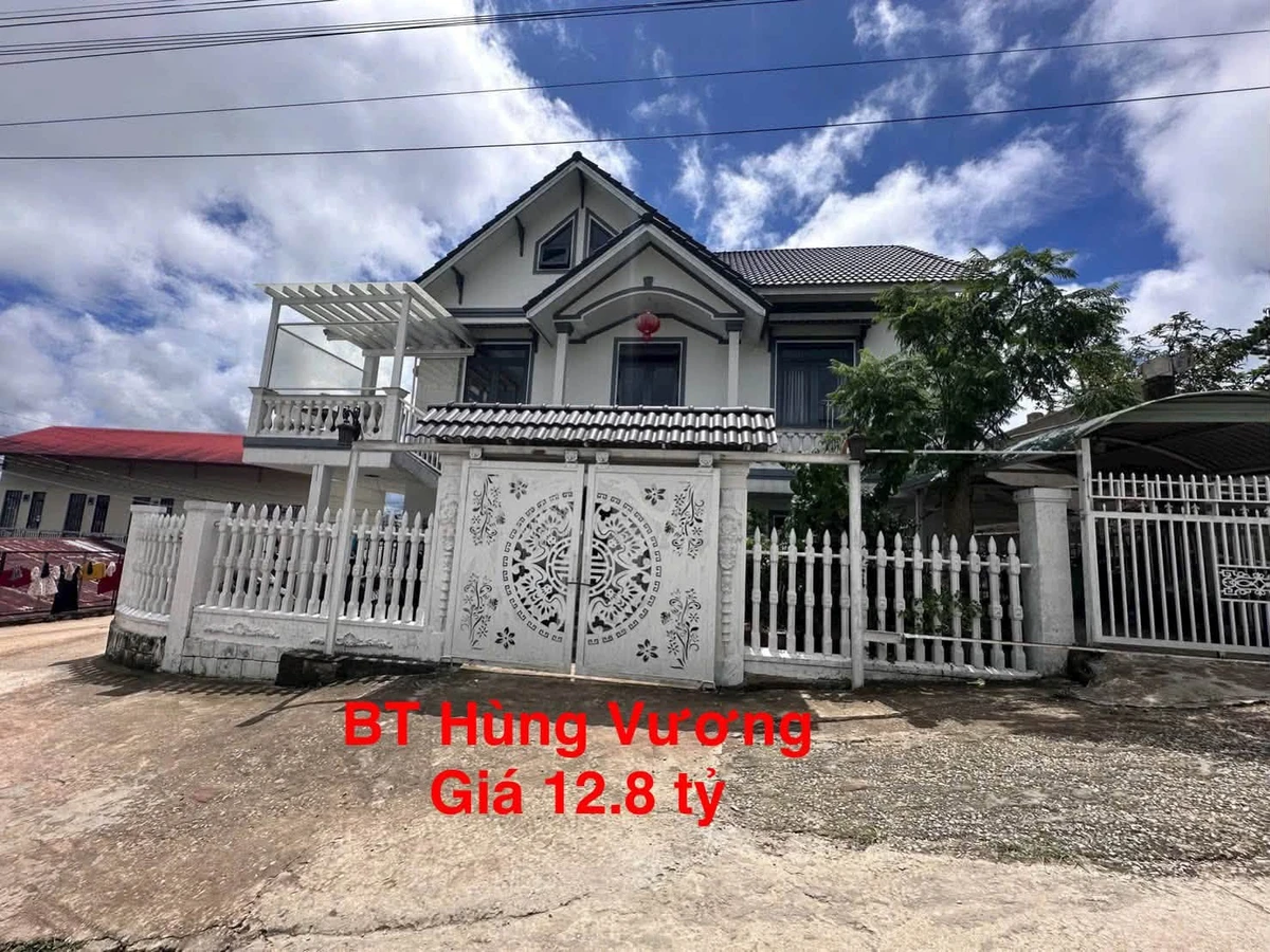 Bán biệt thự góc 2 mặt tiền Hùng Vương, Đà Lạt, 208m², 12.8 tỷ - Ảnh 1