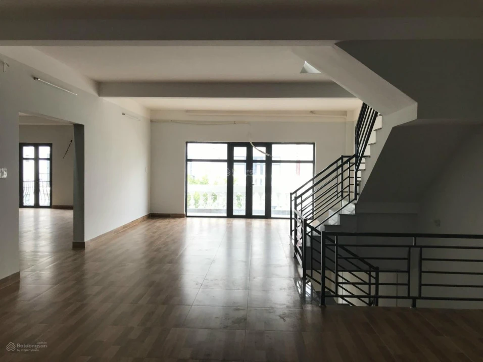 Bán nhà Vincom Phường Tuy Hòa Tỉnh Đăk Lắk vị trí đẹp LH Anh Hiệp 0988 433 *** - Ảnh thu nhỏ 3