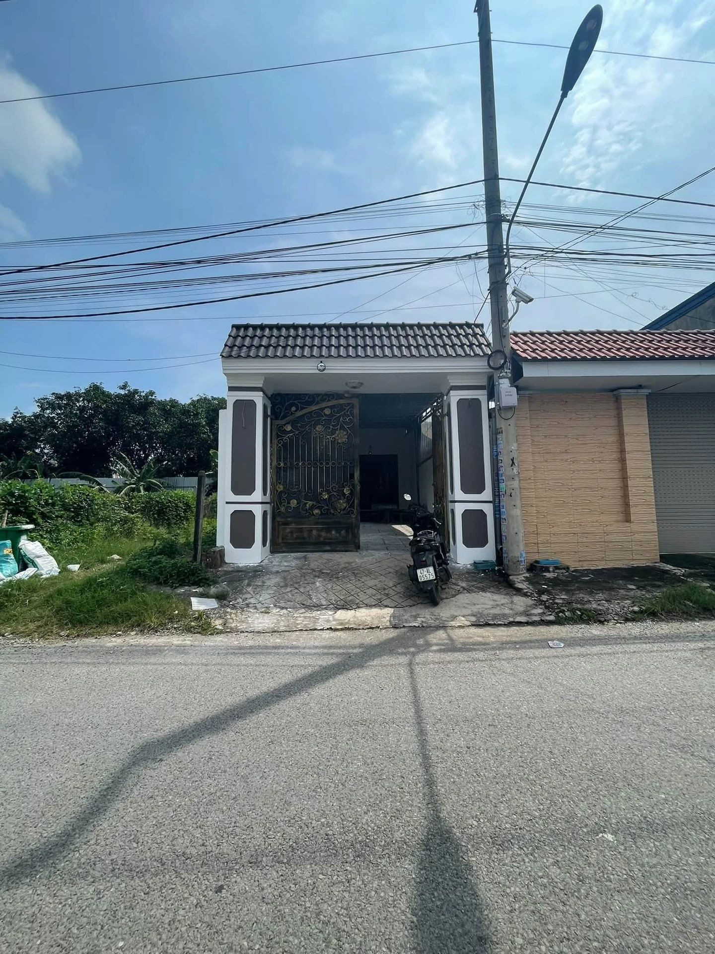 Bán nhà cấp 4 mặt tiền 155m² Tân Phước Khánh, Tân Uyên, Bình Dương giá 3,55 tỷ - Ảnh 1