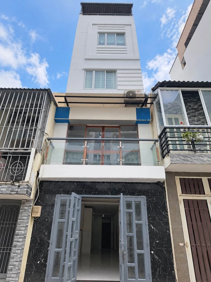 Bán nhà hẻm xe hơi 5 tầng Bùi Đình Tuyé Bình Thạnh 23m2 - Ảnh 1