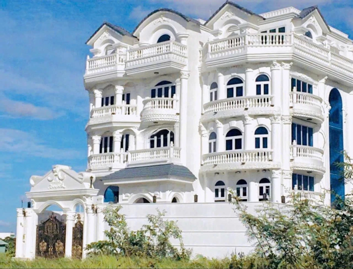 Bán nhà 319,7m² sát sông Thủ Đức, 135 tỷ - Ảnh 1