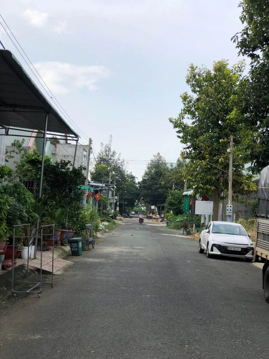 Bán đất nền 100m² mặt tiền 6m Đồng Xoài, Bình Phước 1,1 tỷ - Ảnh 1