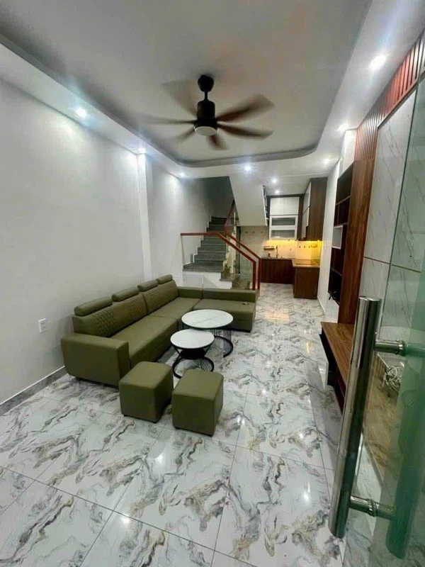 Bán nhà 4 tầng 36m² đường Hồ Sen, Quận Lê Chân, Hải Phòng