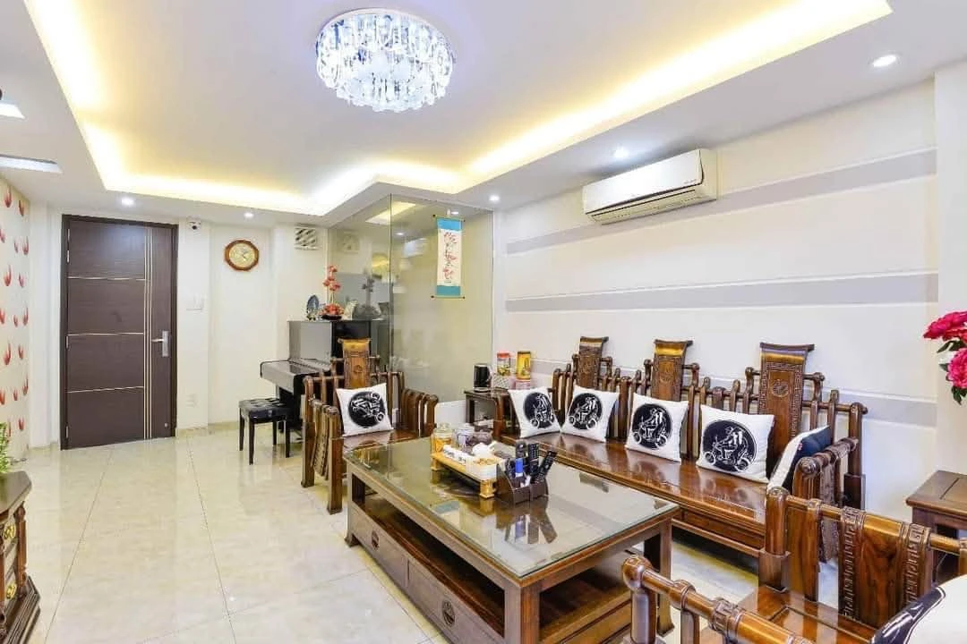 Bán nhà 5 tầng 80m2 (4x20) đường Ni Sư Huỳnh Liên, Tân Bình, giá 9,7 tỷ - Ảnh 1