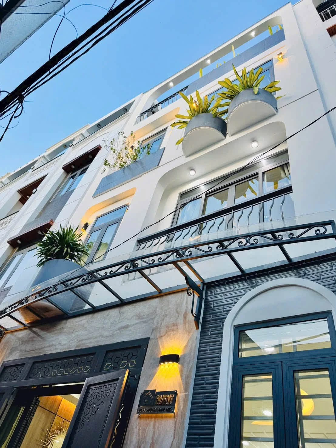 Bán nhà 1 trệt 3 lầu full nội thất 41,5m² Đường Số 3, Thông Tây Hội, Gò Vấp - Ảnh 1