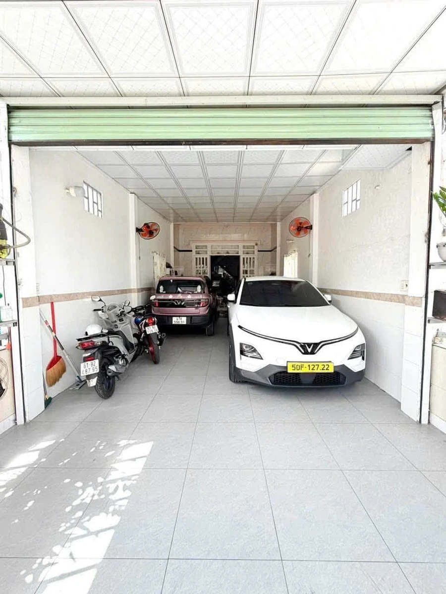 Bán nhà trệt lầu 3PN 2WC 135m² Lê Hồng Phong Phú Hoà - Ảnh 1