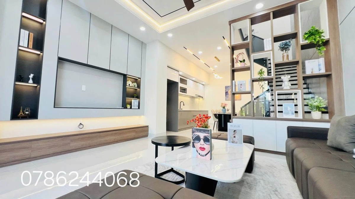 Bán nhà lầu 3PN Long Khánh gần khách sạn Happyson 105m² 2.3 tỷ - Ảnh thu nhỏ 3