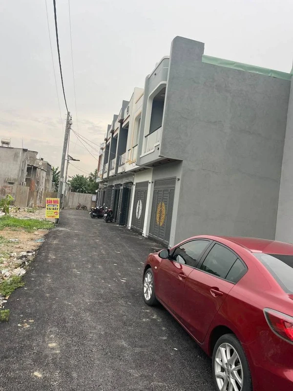 Bán nhà 4 phòng ngủ 62.8m² sổ hoàn công Biên Hòa 2.8 tỷ