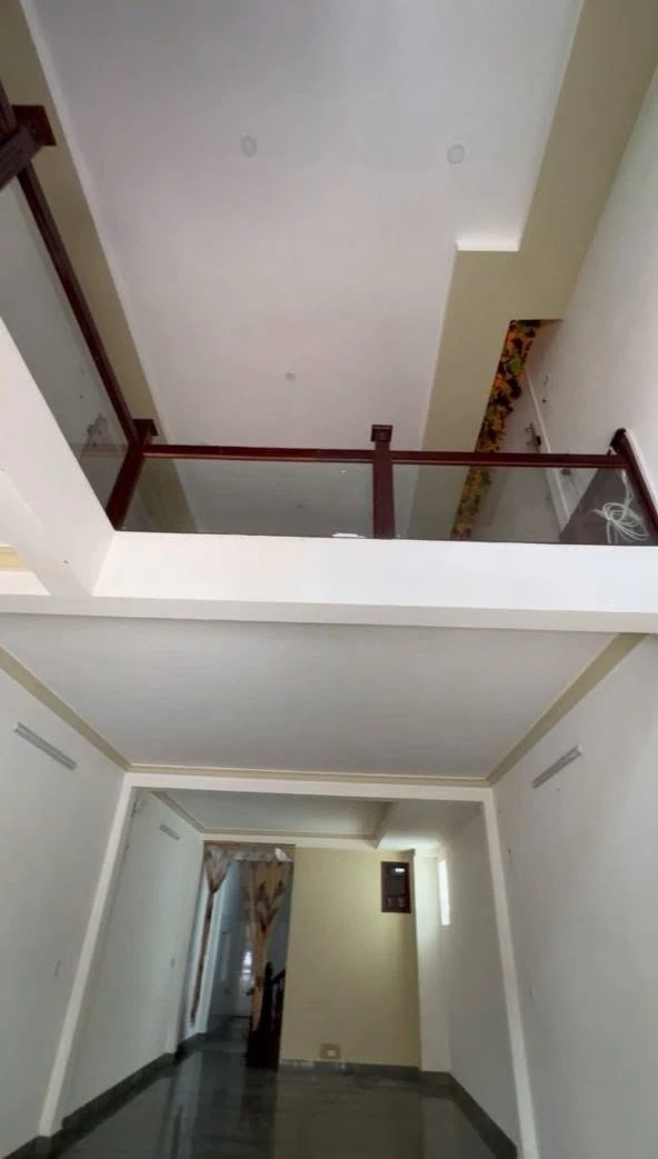 Bán nhà 4 tầng mặt tiền đường Dã Tượng, trung tâm Nha Trang, 102,7m², 13,5 tỷ - Ảnh thu nhỏ 4