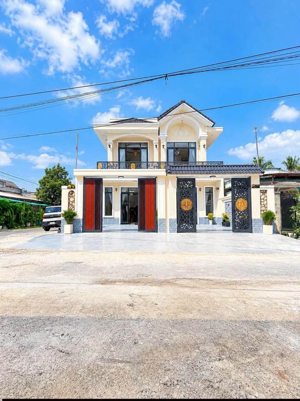 Bán nhà 3PN đường Nguyễn Chí Thanh, Tây Ninh, 126.5m² giá 2.95 tỷ