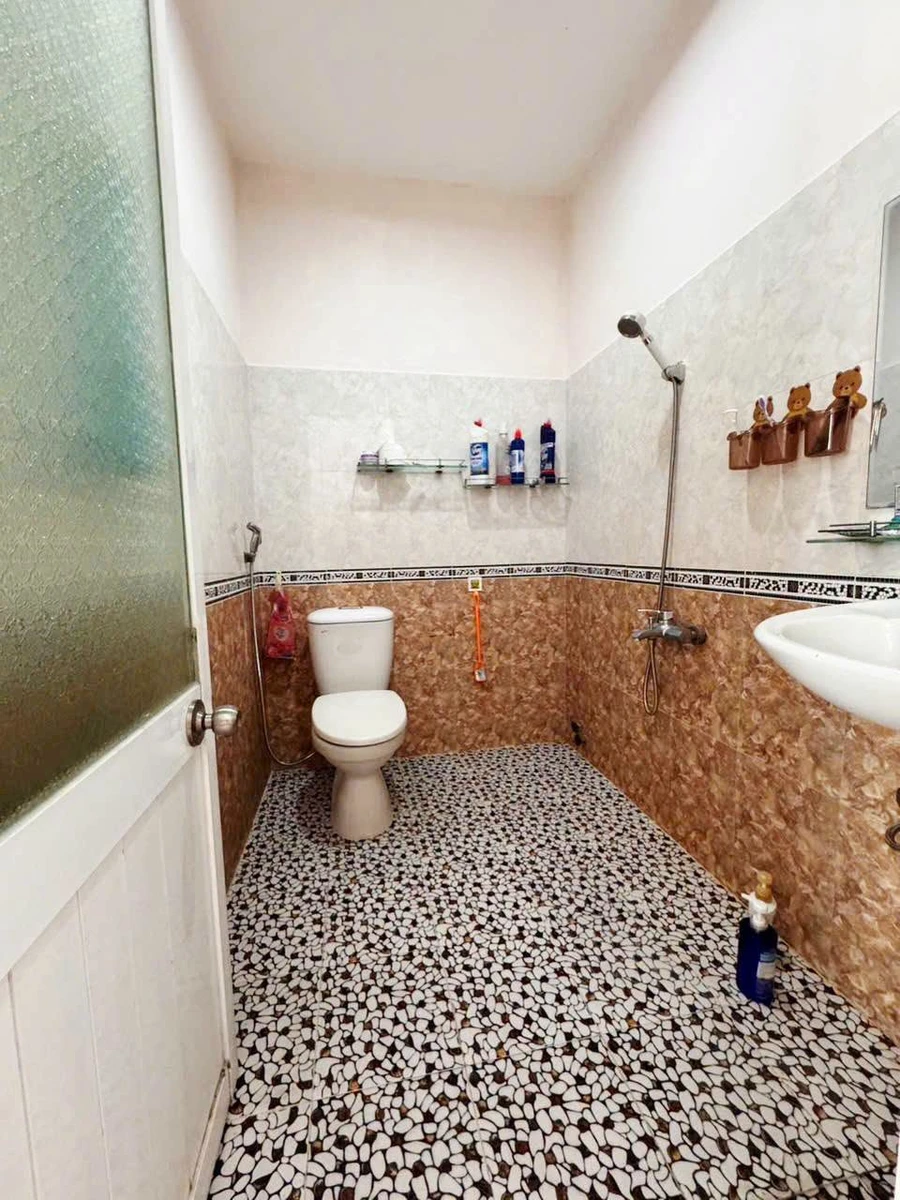 Bán nhà 3 tầng Trần Tử Bình Nha Trang 97m2 8.9 tỷ - Ảnh thu nhỏ 5