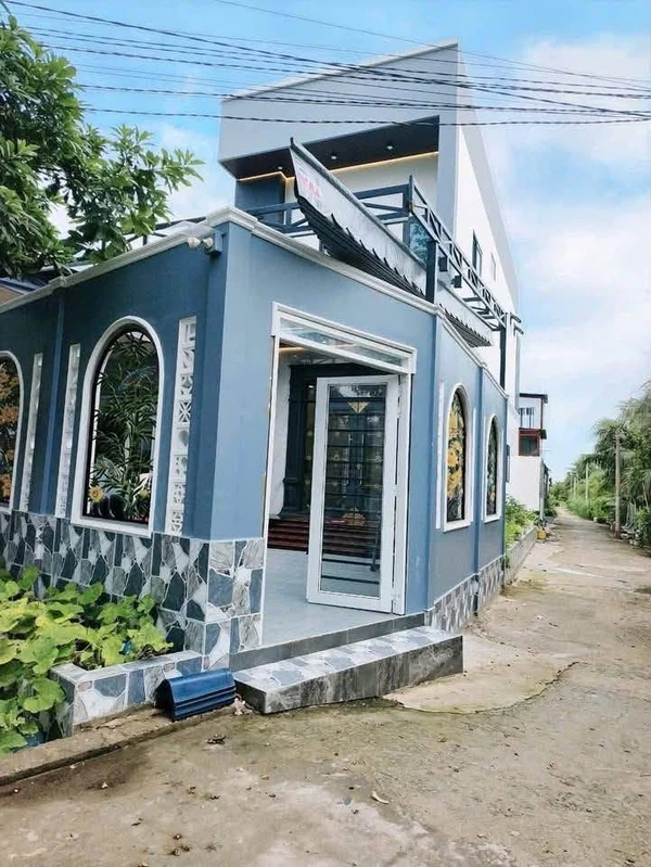 Bán 2 nhà sổ riêng Đình Phú Tự Bến Tre 269.8m² 4.5 tỷ
