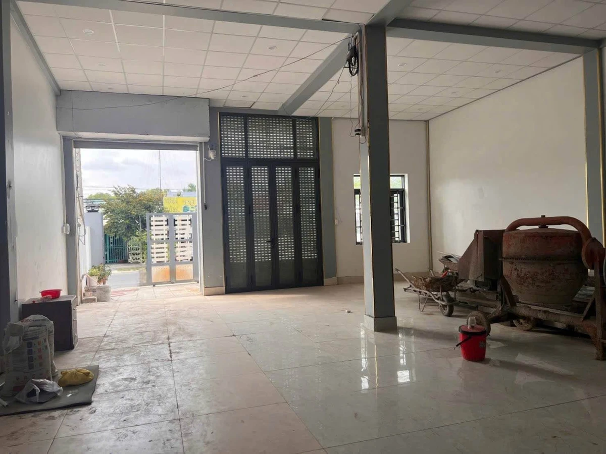 Bán nhà 1 trệt 2 lầu mặt tiền 269m² Cần Đước - Ảnh thu nhỏ 5
