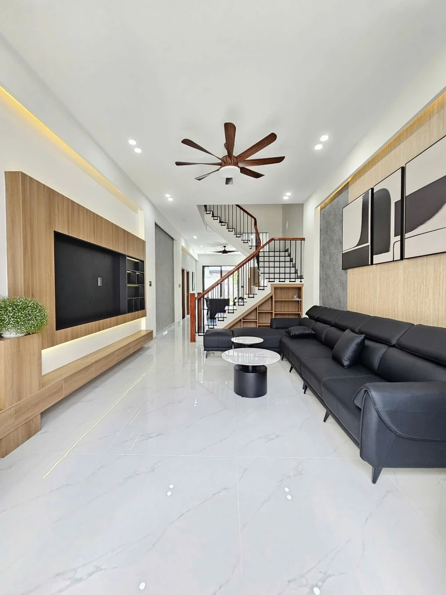 Bán nhà 4PN 137,5m2 8 tỷ 200 Trần Đại Nghĩa Dĩ An - Ảnh thu nhỏ 3