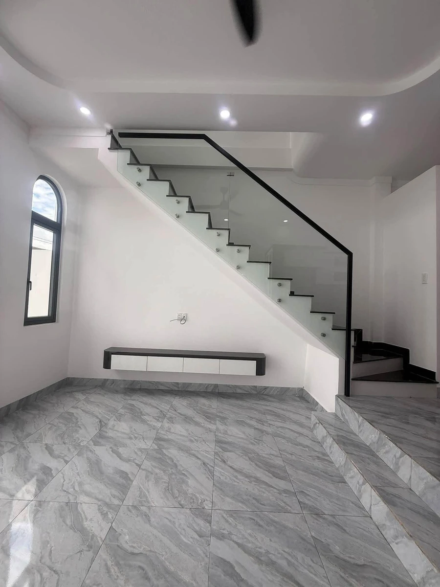 Bán nhà 2 tầng 5x20m Phường Thành Nhất, Quận 12, 1 tỷ 950 triệu - Ảnh thu nhỏ 4