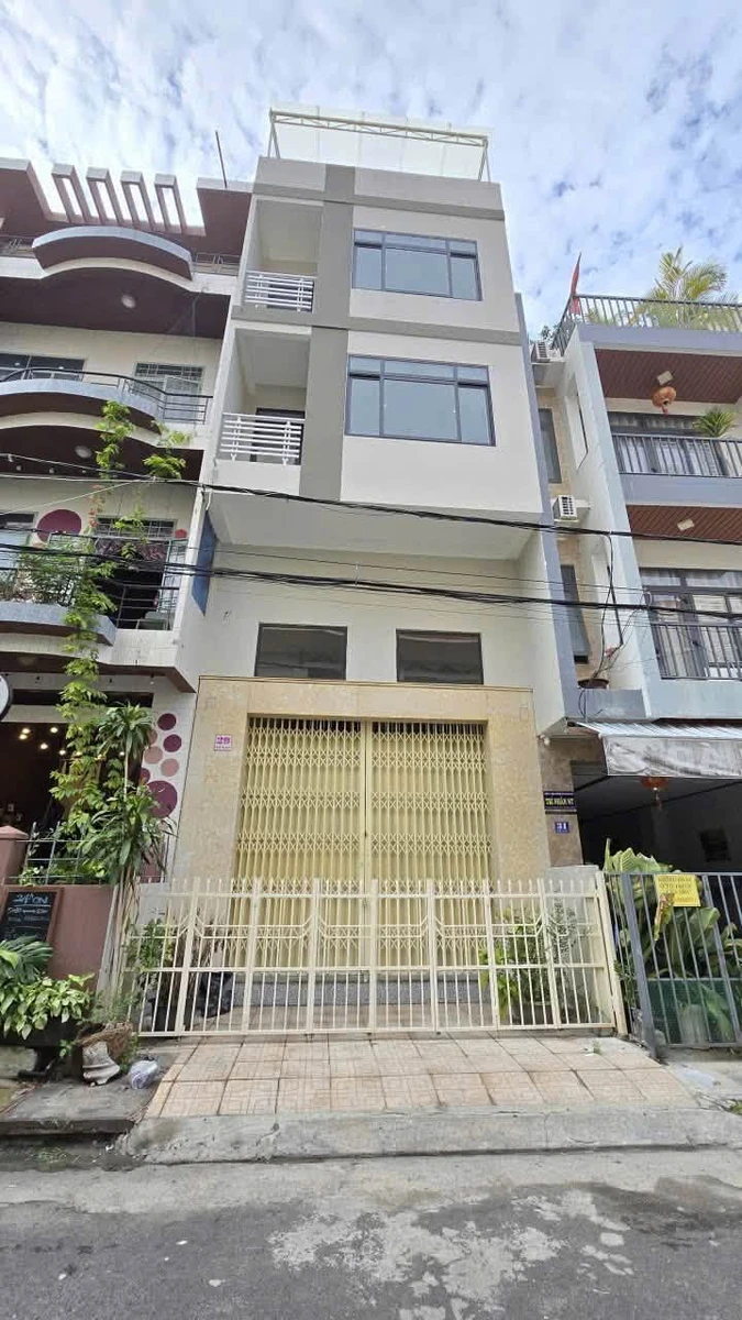 Bán nhà 5 tầng mặt tiền Lê Lai, Nha Trang 9,5 tỷ - Ảnh thu nhỏ 3