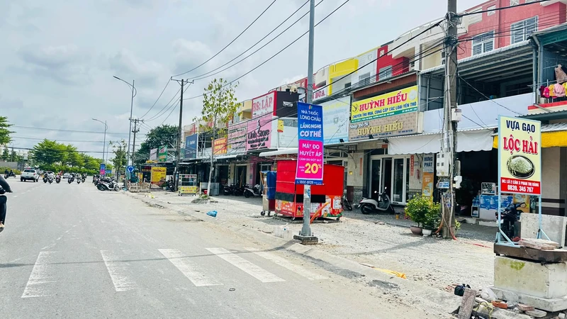 Bán nhà 1 trệt 2 lầu 5x25m đường Phan Thị Ràng, gần chợ đêm Phú Cường, giá 8 tỷ