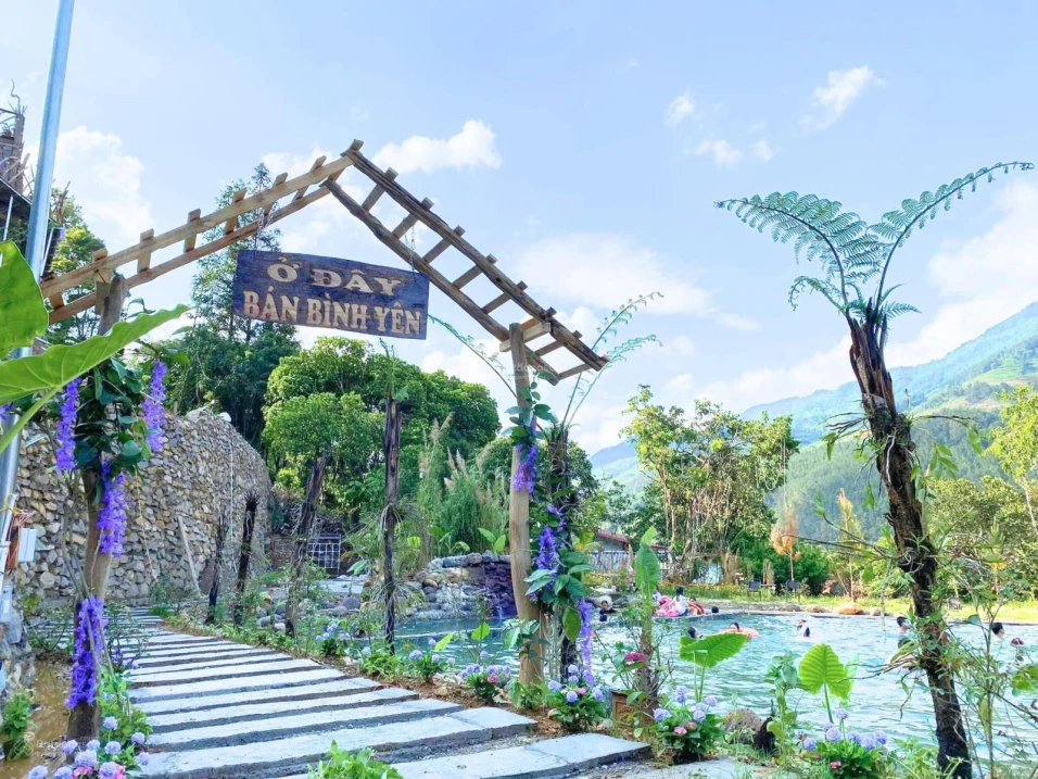 Lô đất thổ cư khoáng nóng trung tâm xã Hạnh Phúc, Trạm Tấu sổ đỏ chính chủ giá 920 triệu - Ảnh 1