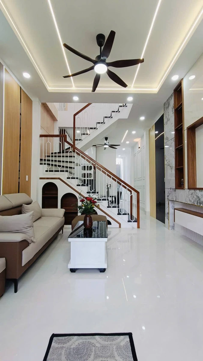 Bán nhà 1 trệt 1 lầu 3PN hẻm xe hơi 4m KP3 Trảng Dài, giá 2,79 tỷ - Ảnh thu nhỏ 3