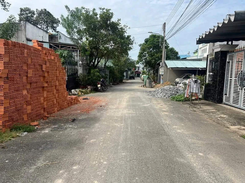 Bán nhà 160m2, 3 PN tại xã Phú Nhuận Bến Tre cheo