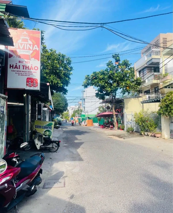 Bán nhà 2 tầng mặt đường Nhị Hà, Nha Trang, 119.5m2, 11.2 tỷ