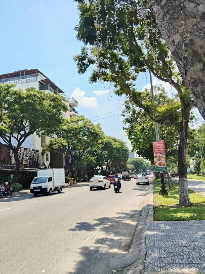 Bán nhà 3 tầng 82m² An Thượng Đà Nẵng 13 tỷ - Ảnh 1