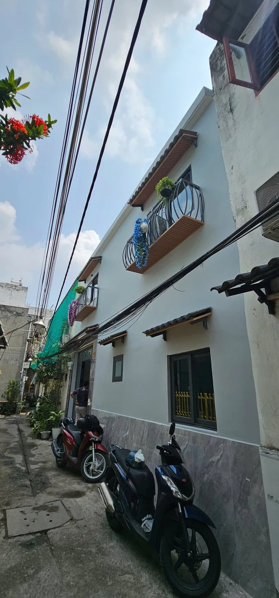 Bán nhà mới 2 tầng 3PN 2WC 30m² Tỉnh Lộ 10, gần ngã tư Bà Hom, giá 3,78 tỷ - Ảnh thu nhỏ 3