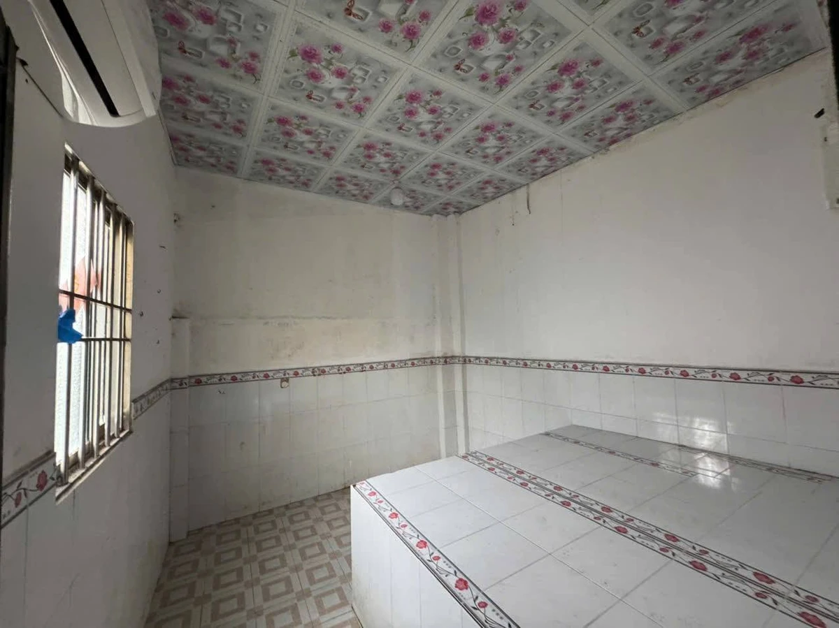 Bán nhà hẻm Trần Khánh Dư 130m² 3PN 2WC Rạch Giá - Ảnh thu nhỏ 4