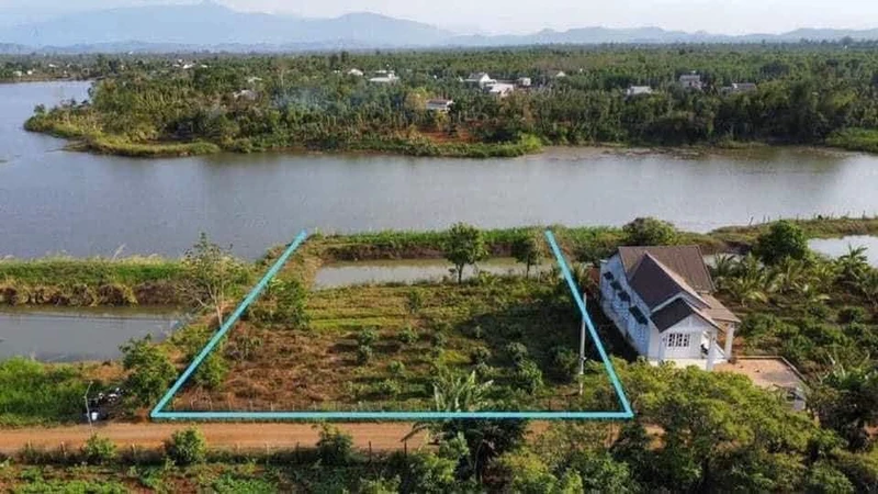 Bán nhà hẻm xe hơi 3 tầng 65m² ngang 5m gần sân bay, Gò Vấp, giá nhỉnh 8 tỷ 13x77x200m