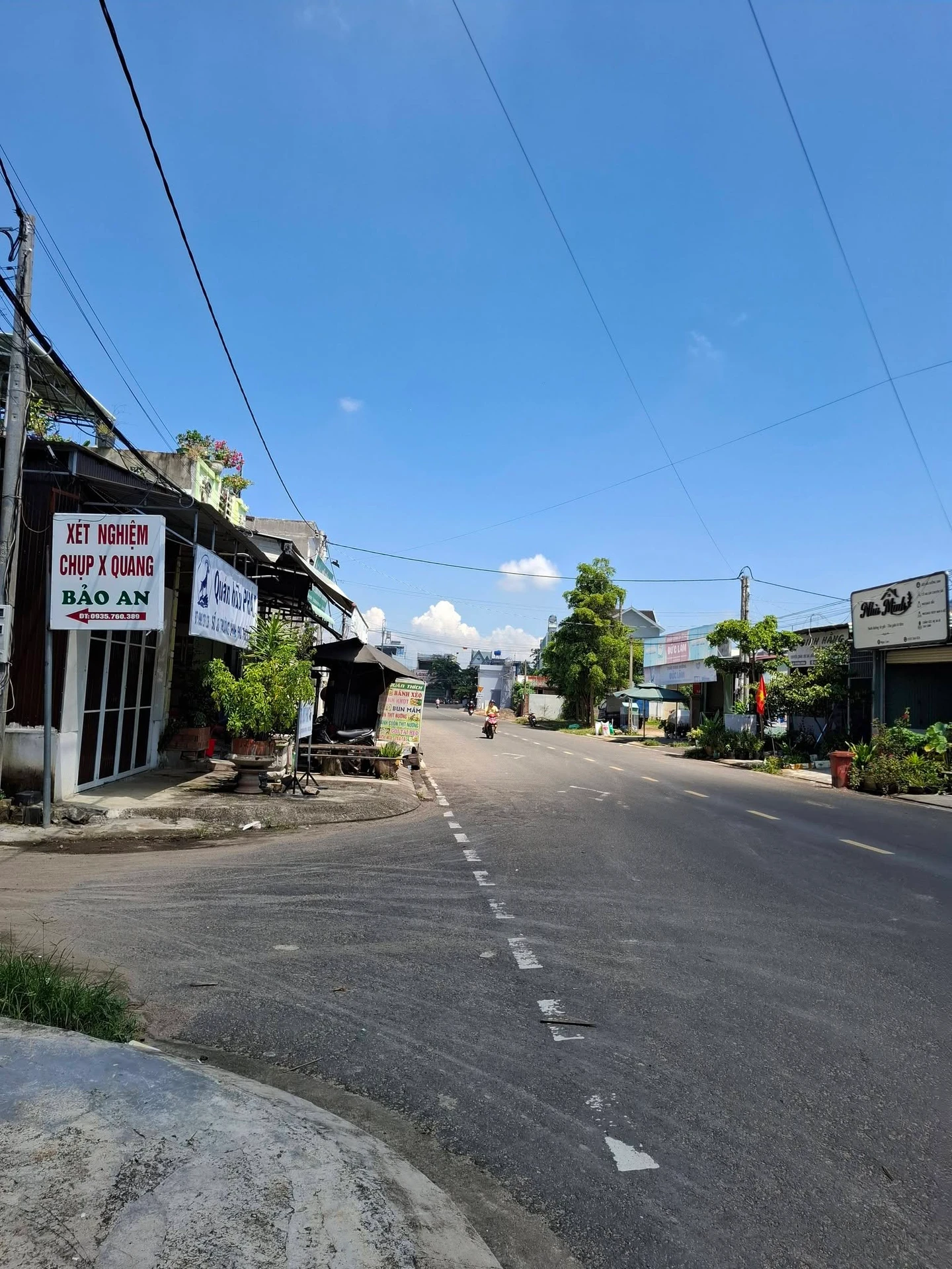 Bán nhà hẻm Trường Chinh Phú Thiện 200m² 1 tỷ 6 - Ảnh 1
