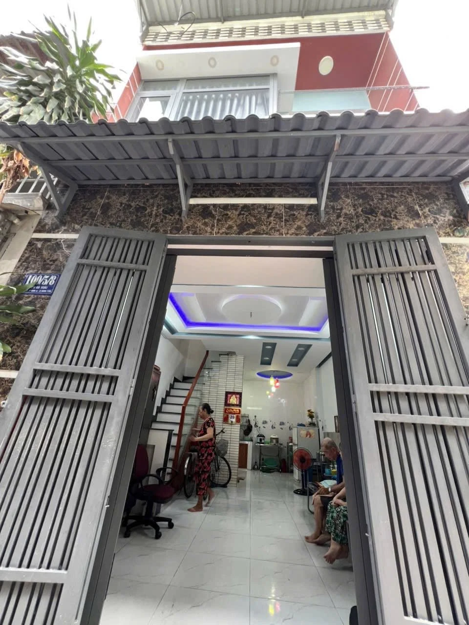 Bán nhà hẻm Miếu Gò Xoài 4x8m, 1 trệt 1 lầu, 2PN, giá 3,47 tỷ, Bình Hưng Hòa A, Bình Tân - Ảnh 1