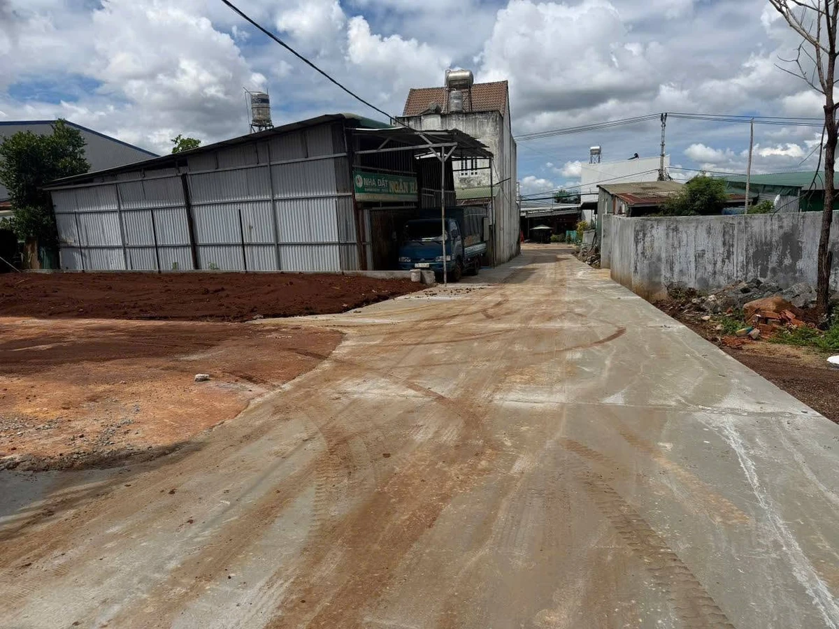 Bán 3 lô đất Buôn Ma Thuột, 5.6x18m, 2.45 tỷ/lô - Ảnh thu nhỏ 3