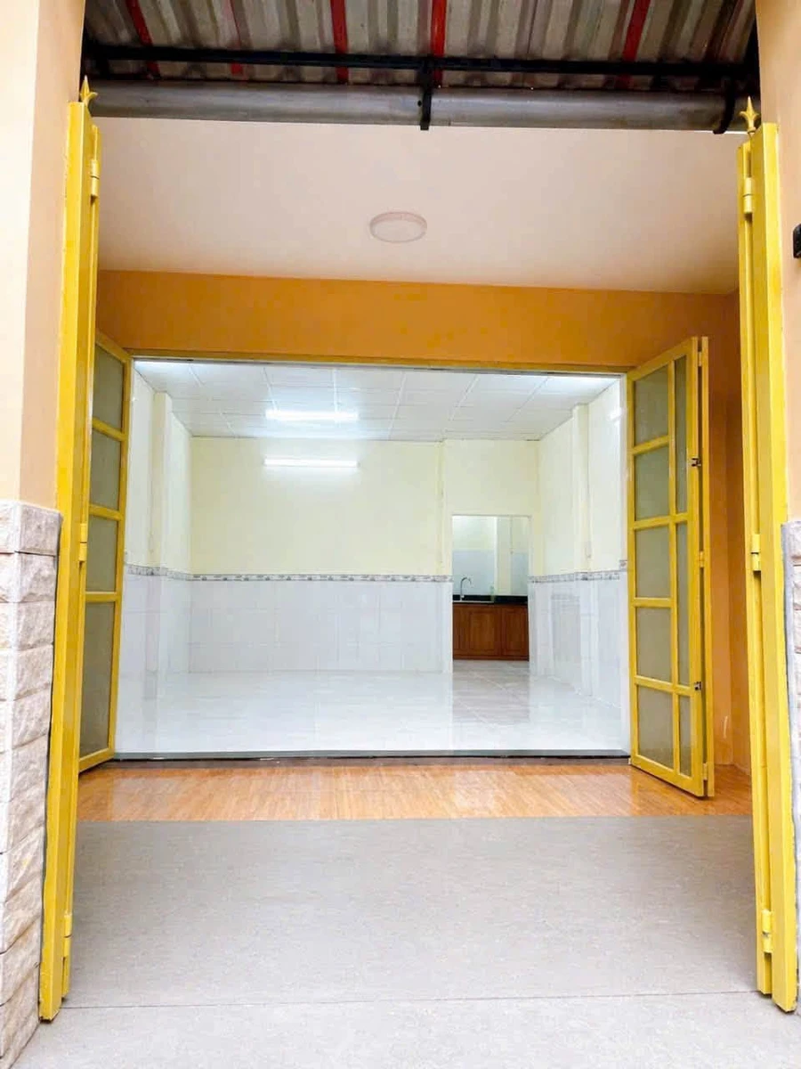 Bán nhà hẻm 2 tầng 4.6x10m nở hậu, 3PN, giá 4,899 tỷ, Quận 4 - Ảnh thu nhỏ 3