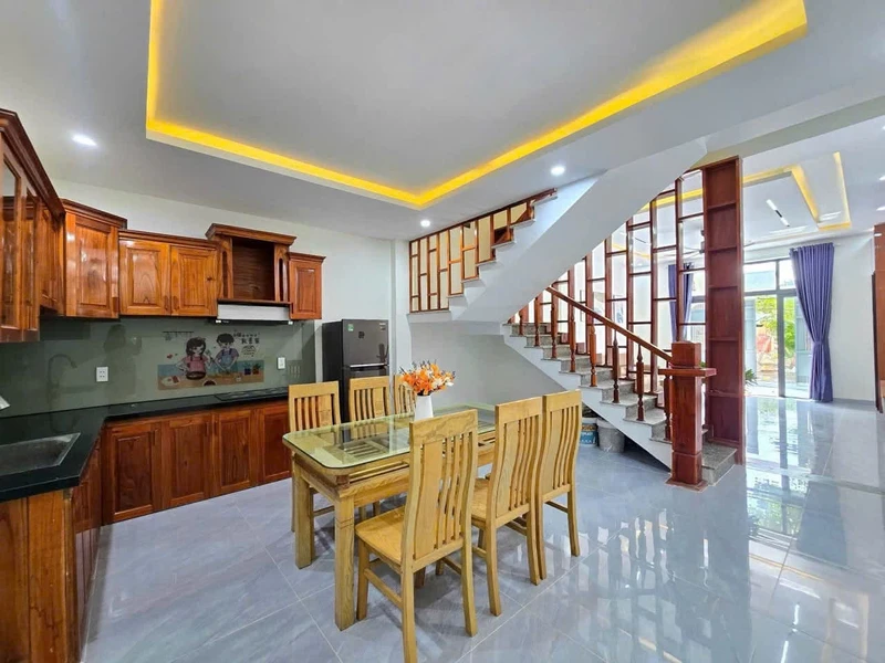 Bán nhà mới 3PN hẻm Y Moan, Q.12, 130m², 2.95 tỷ 3x46