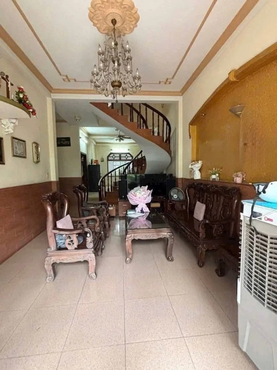 Bán biệt thự 3 tầng 172m² Cách Mạng Tháng 8, Quận 10 - Ảnh thu nhỏ 5