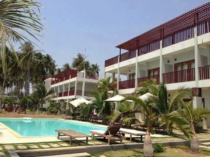 Bán resort mini 1677.5m2 mặt biển Mũi Né, 13 phòng, 55 tỷ - Ảnh thu nhỏ 3