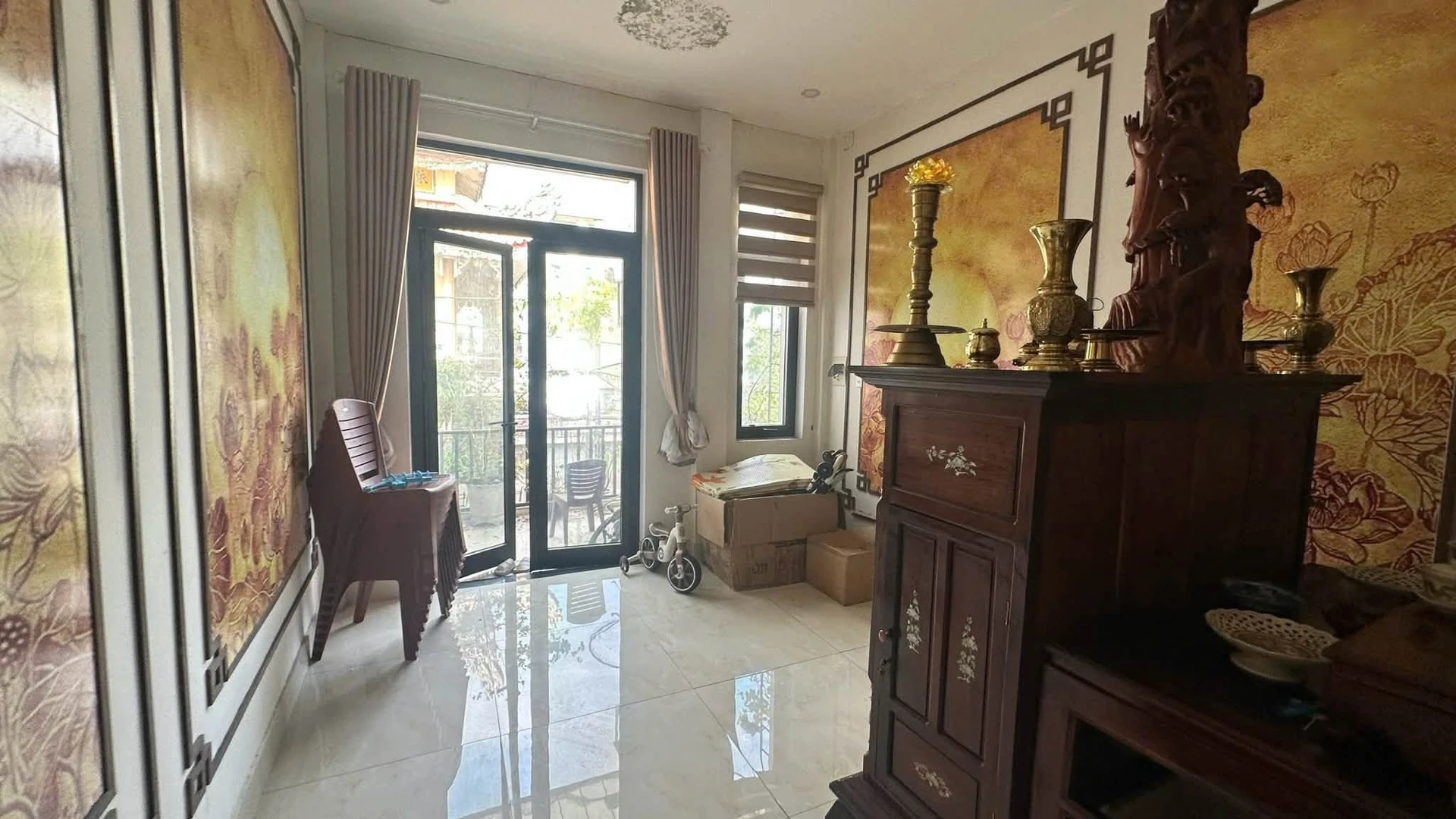 Bán nhà 2 tầng 107m2, 3 PN, 4 WC mặt tiền Phan Chu Trinh, Huế - Ảnh 1