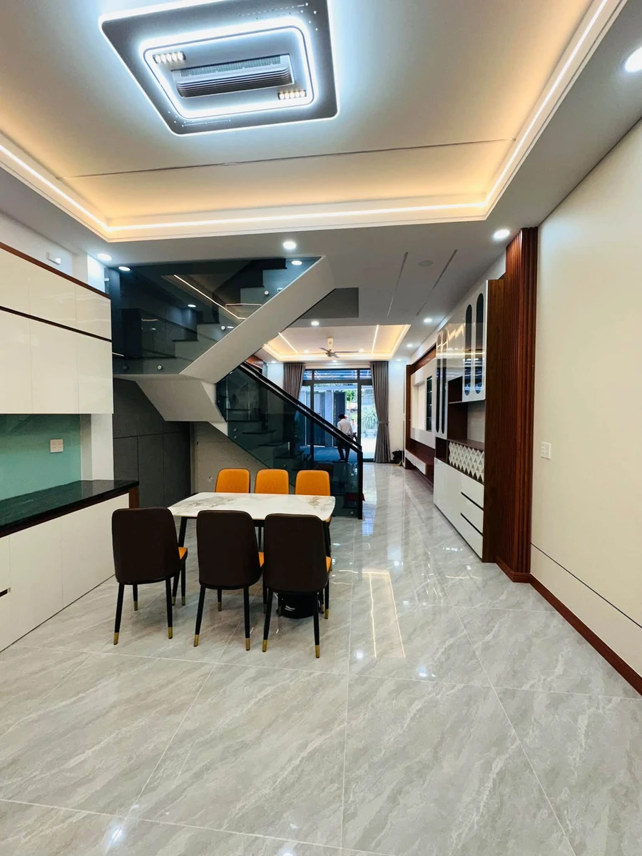 Bán nhà 2 lầu 1 trệt 130m² Đồng Nai 5.5 tỷ - Ảnh thu nhỏ 4