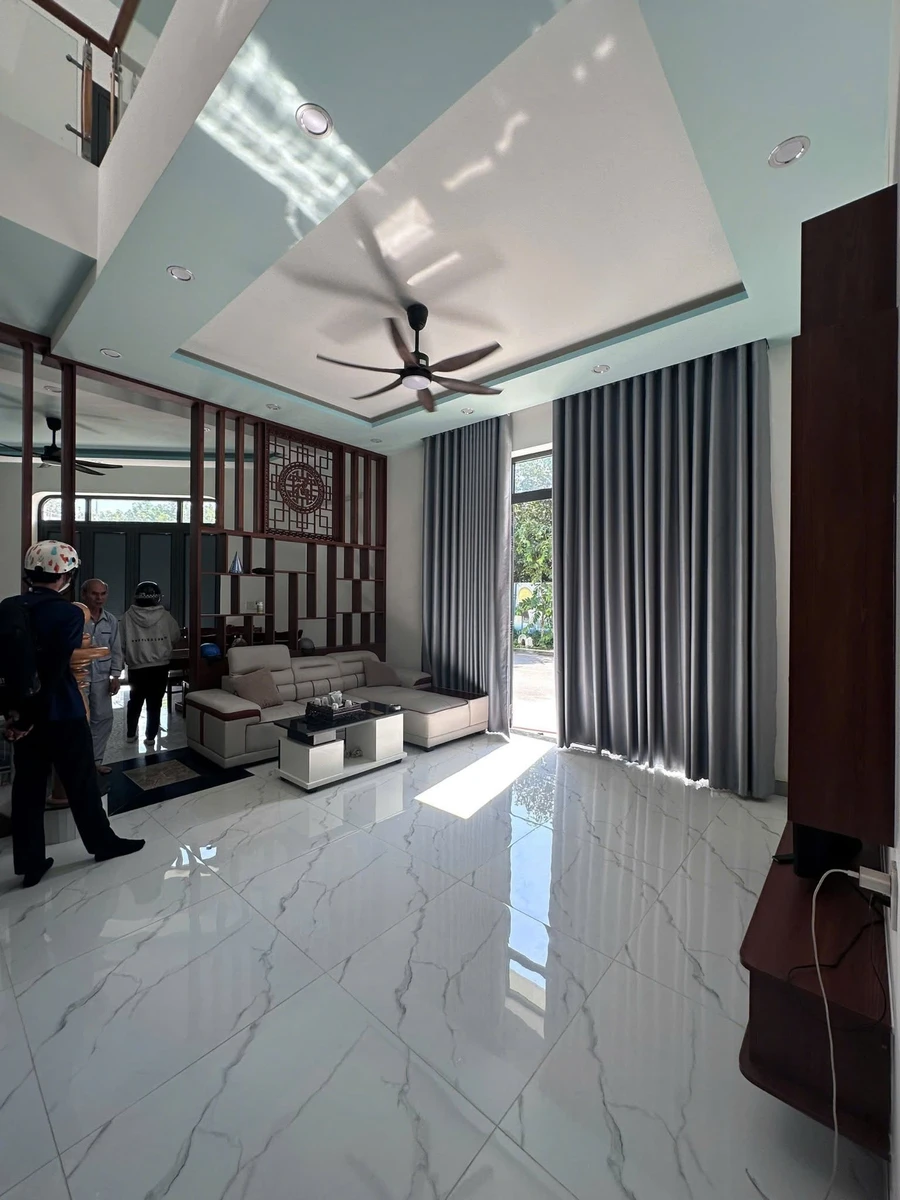 Bán nhà 1 trệt 1 lầu 3PN 86m² gần chợ Tân Hiệp - Ảnh thu nhỏ 2