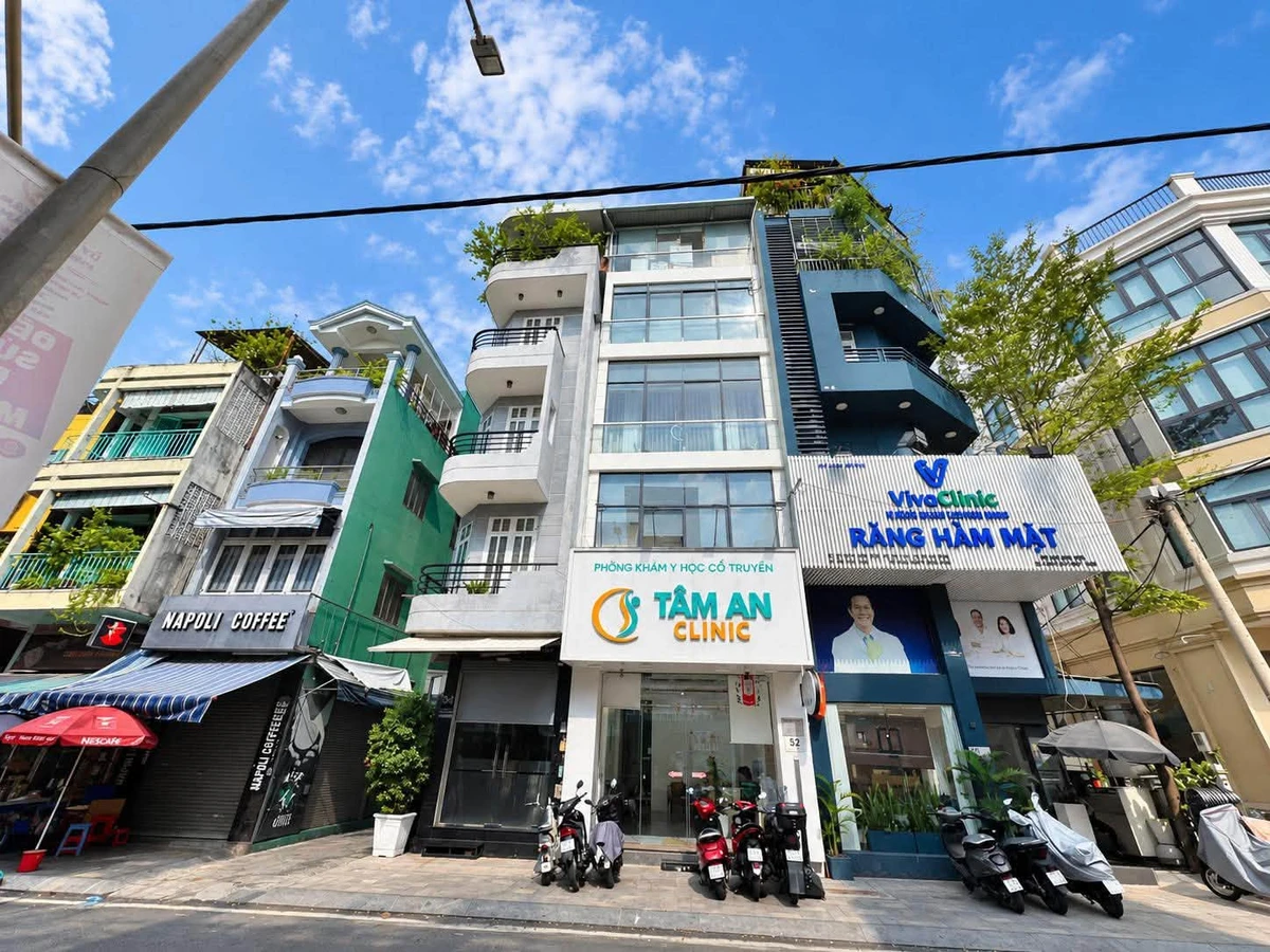 Bán nhà mặt tiền Trần Khắc Chân Quận 1, 48.5m2, 21.5 tỷ - Ảnh 1