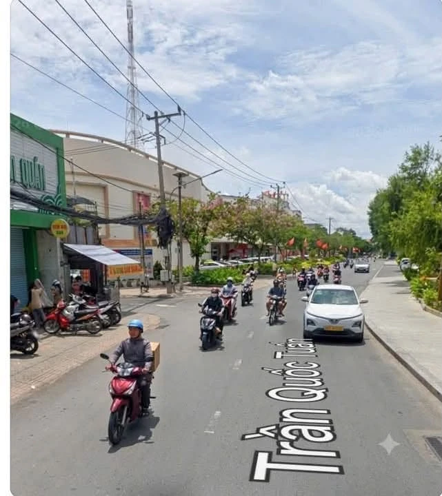 Bán nhà mặt tiền Đại lộ Đồng Khởi Bến Tre 430m² 33 tỷ - Ảnh 1