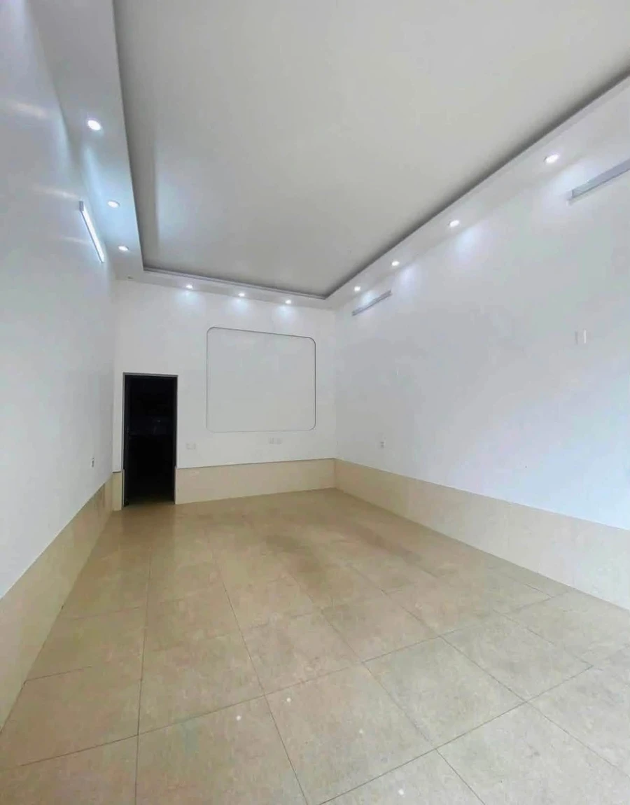 Bán nhà 3 tầng mặt đường Tô Hiếu 60m², Cẩm Phả - Ảnh thu nhỏ 2