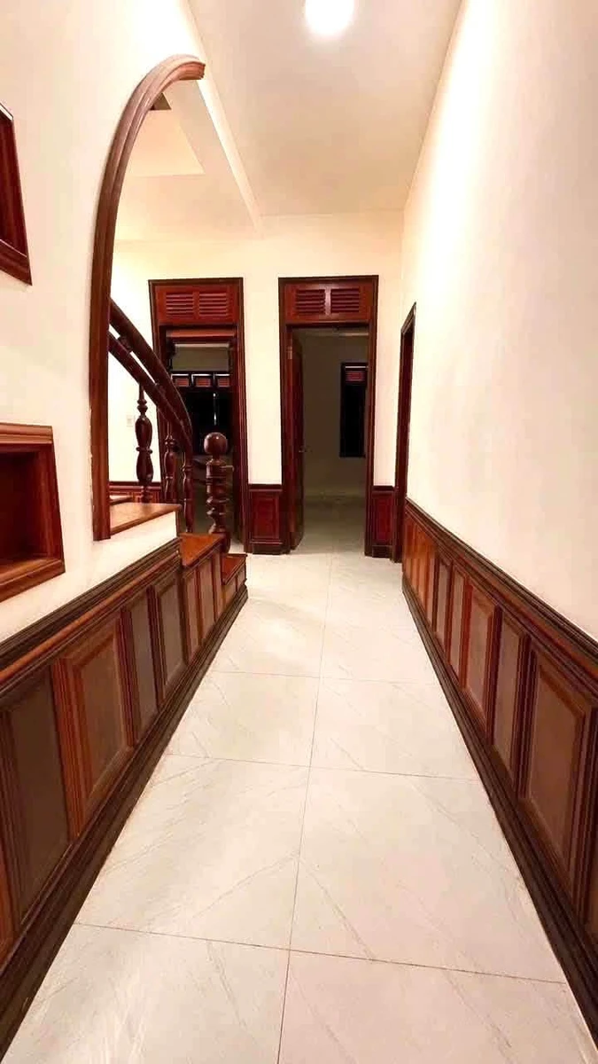 Bán biệt thự gỗ hương 504m² 7PN Quận 3 - Ảnh thu nhỏ 2